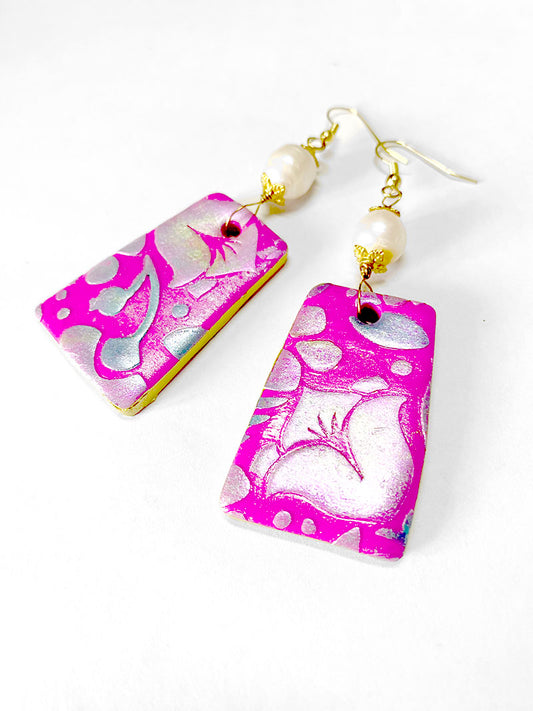 Island-Inspired Pink and Gold Floral Earrings